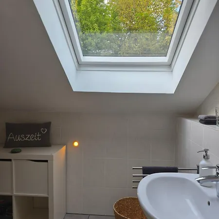 Kleine Auszeit Eifel Mit Dachterrasse דירה